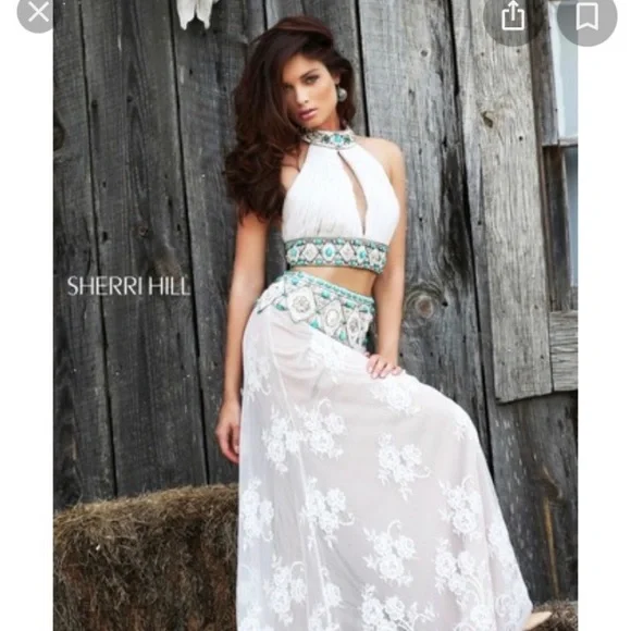 Prom Dress - Picture 1 of 11